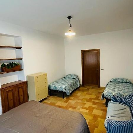 Appartamento Fortezza Asyż Zewnętrze zdjęcie